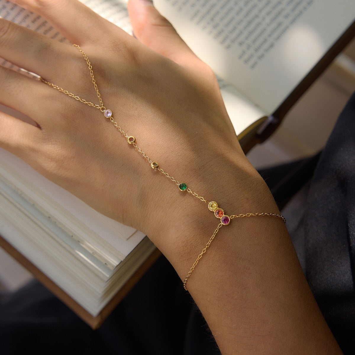 Muse Crystal Hand Chain
