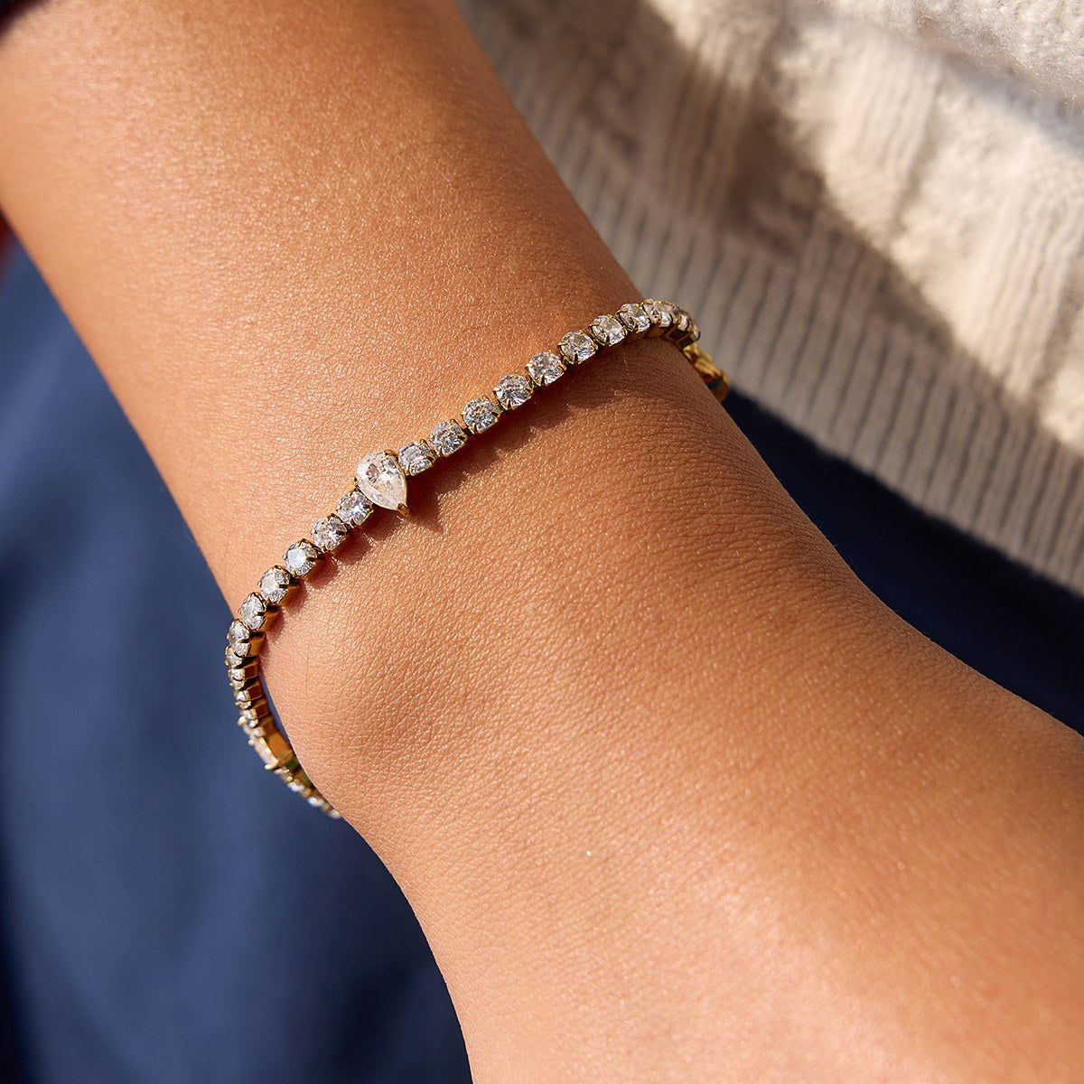 Her Pear Accent Tennis Bracelet