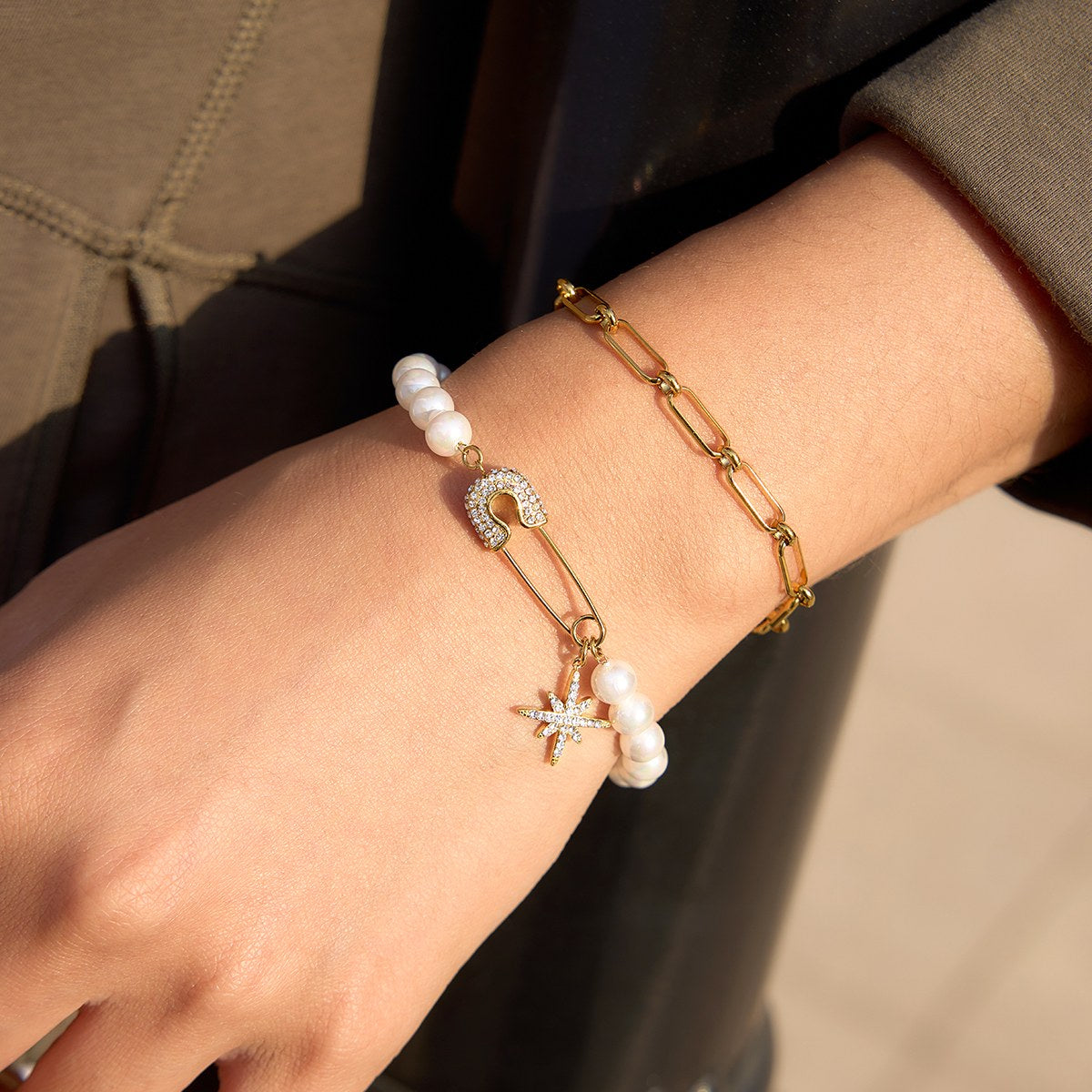 Muse Pearl Safety Pin Bracelet