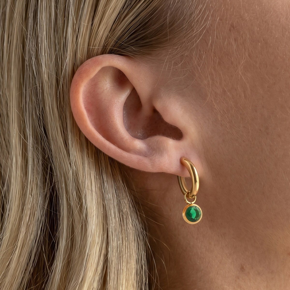 Reset Green Solitaire Drop Hoops