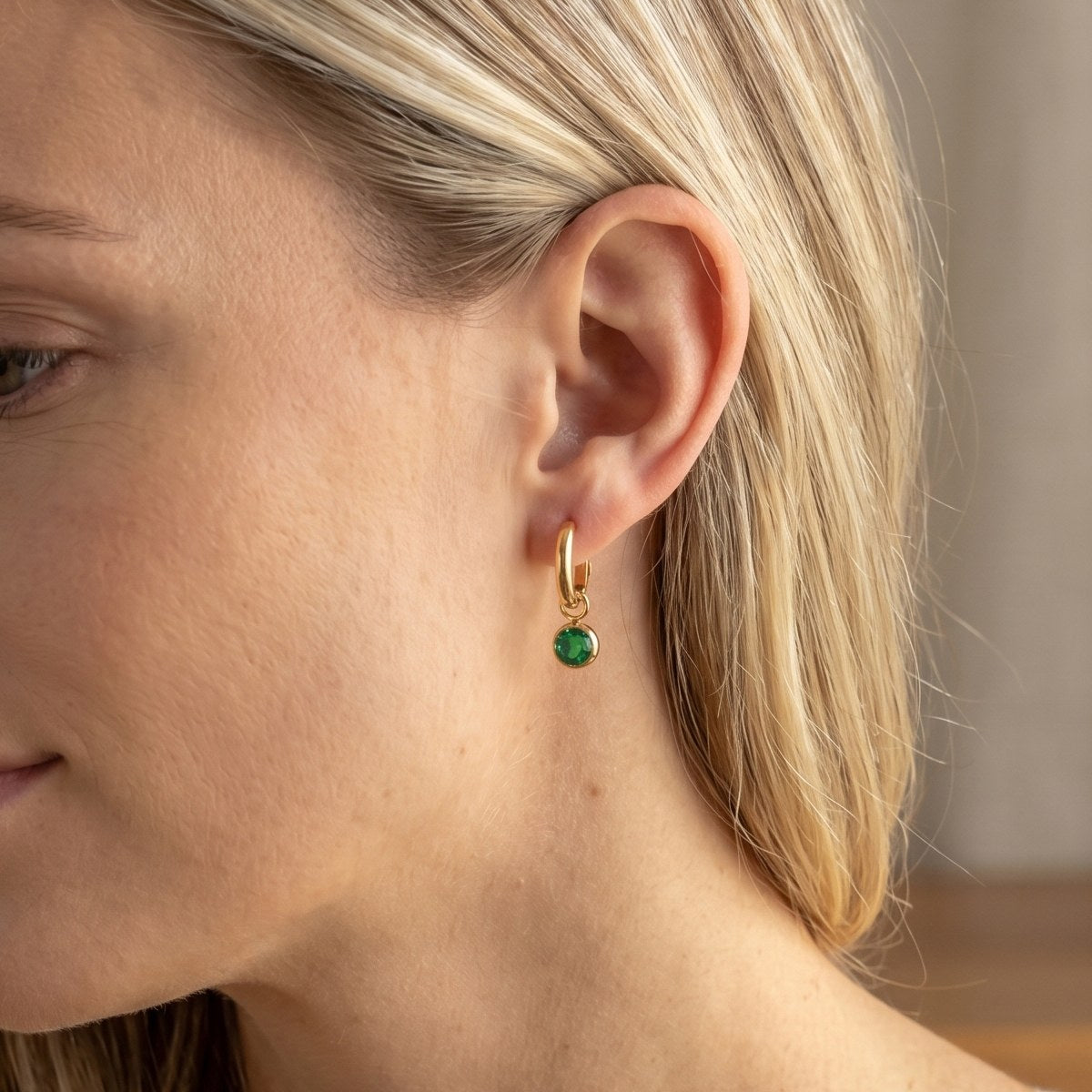 Reset Green Solitaire Drop Hoops