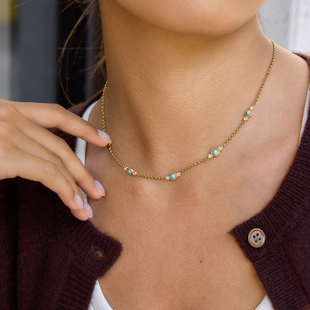 Glowing Turquoise Dot Necklace