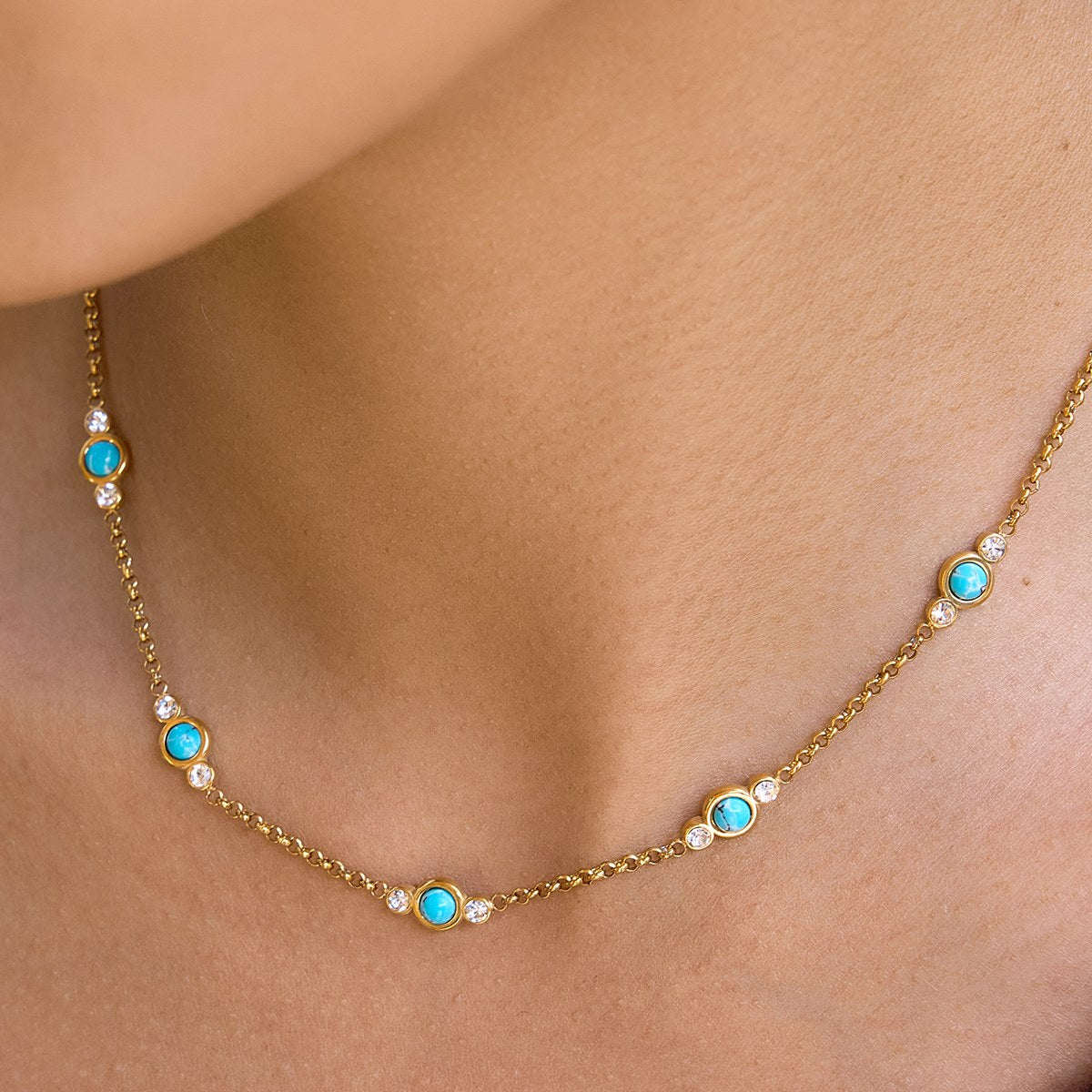 Glowing Turquoise Dot Necklace