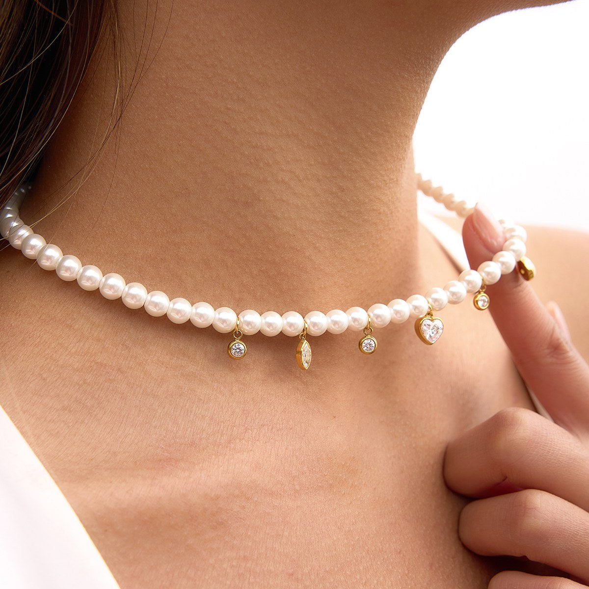 Pretty Pearl Crystal Fringe Necklace
