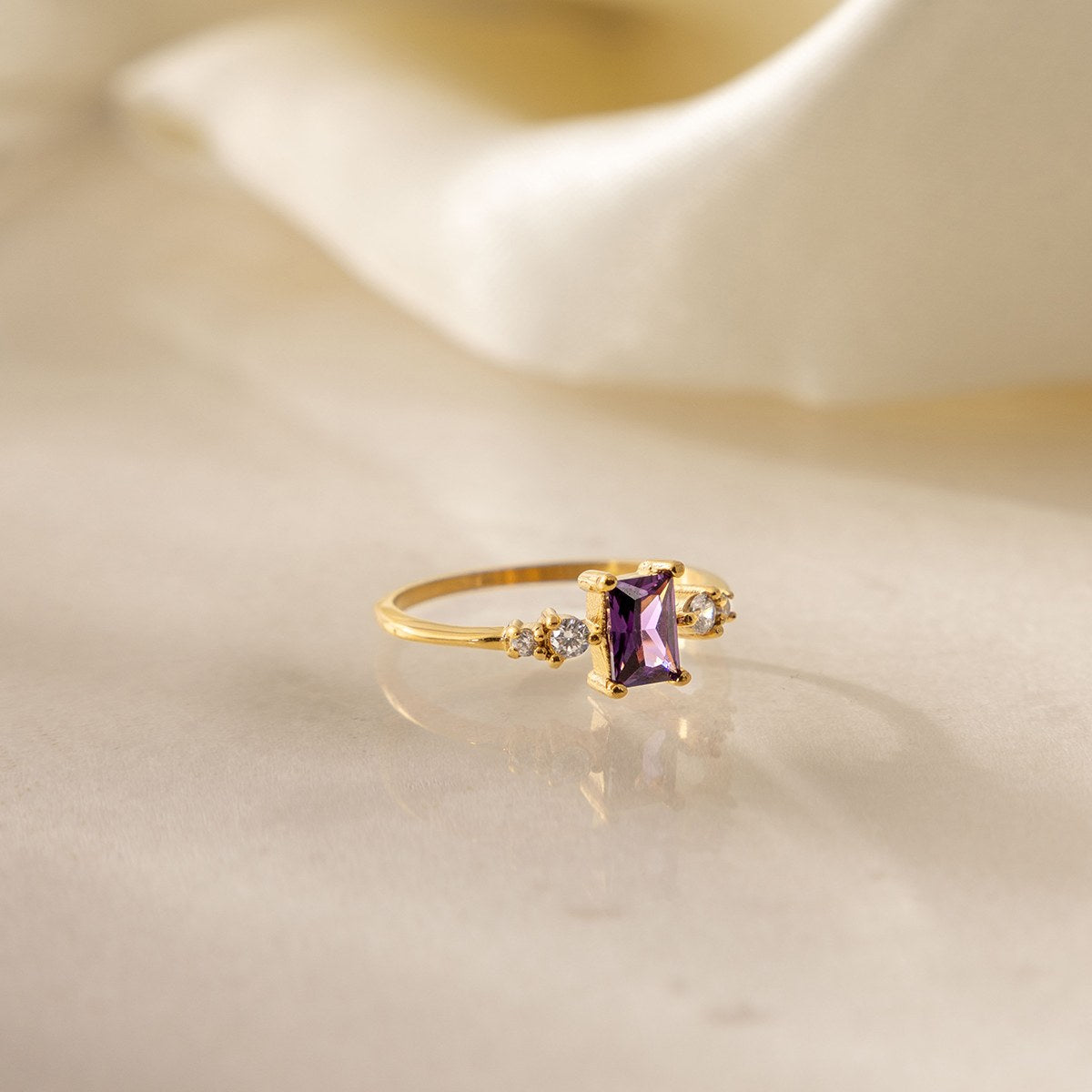Aura Amethyst Square Ring
